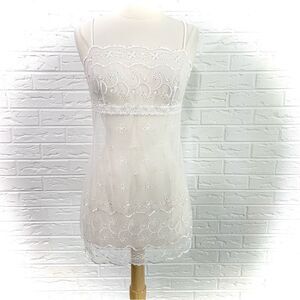 VINTAGE Victoria’s Secret Bridal Eyelet Lace Lingerie Slip Gown Chemise Size Med